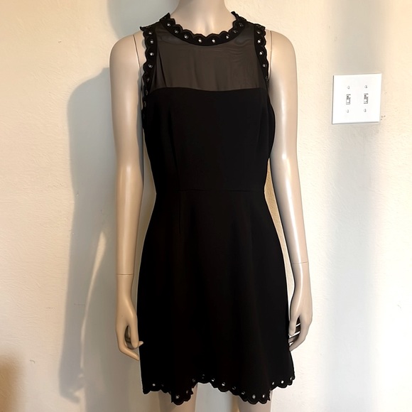 Sam Edelman black scalloped trim grommets cocktail sheer mini dress, size 4 - Picture 2 of 10